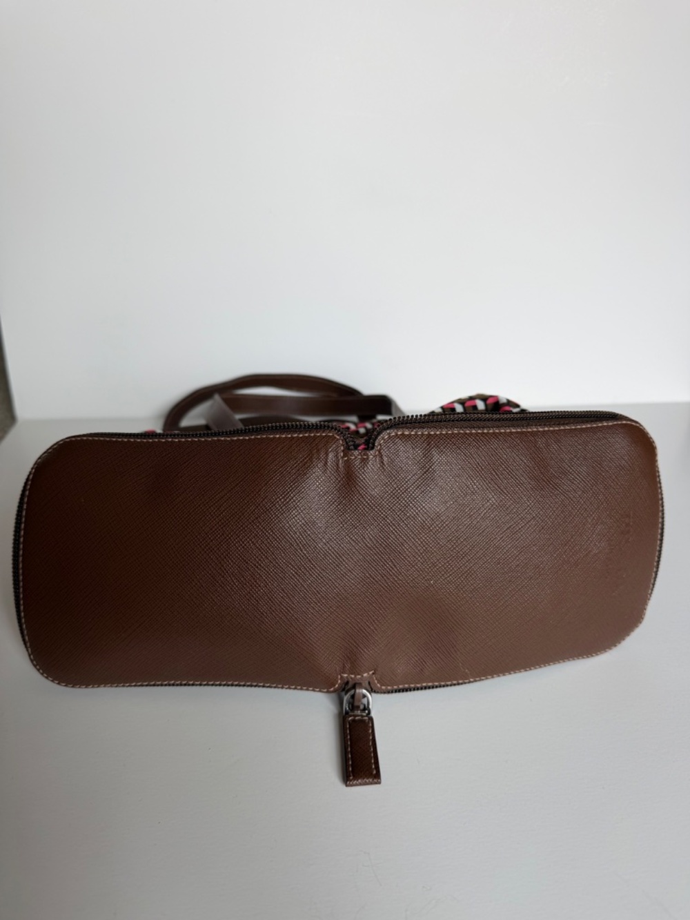 PRADA Monogrammed Tote bag, Foldable and eco handbag - Picture 7 of 10